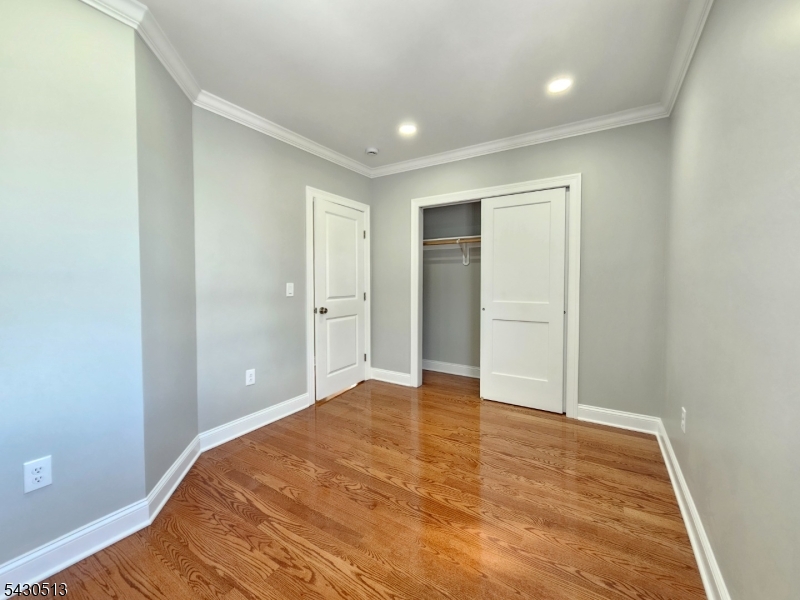 2032 E Saint Georges Ave Property Photo 24