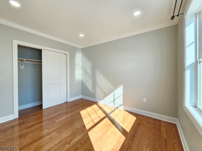 2032 E Saint Georges Ave Property Photo 28