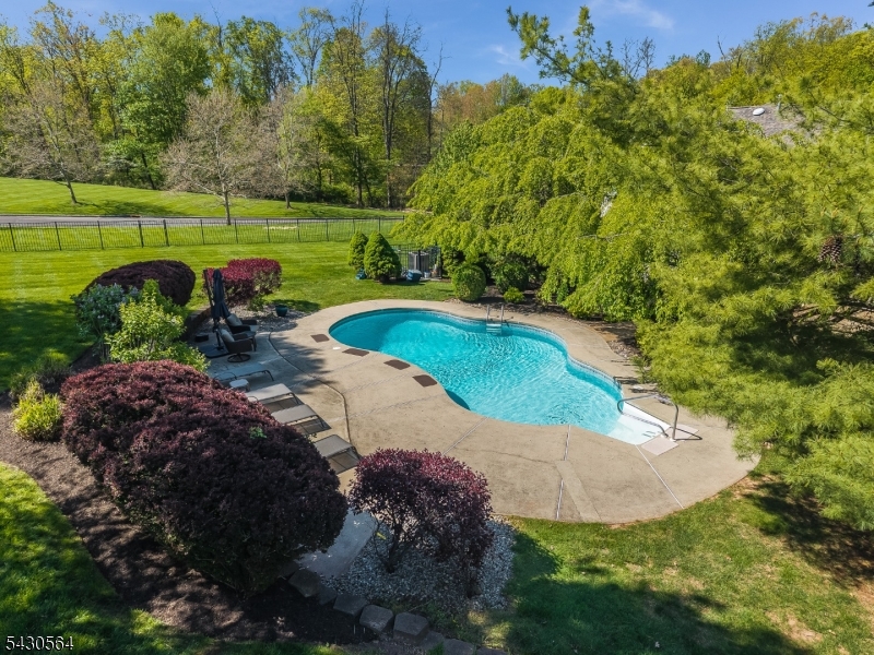 9 Hawk Dr Property Photo 34