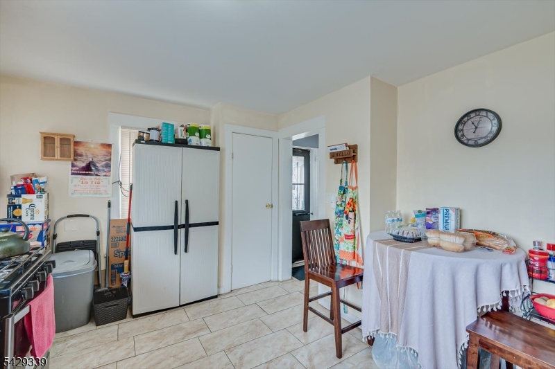 31 Romney Rd Property Photo 14