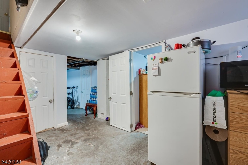 31 Romney Rd Property Photo 24