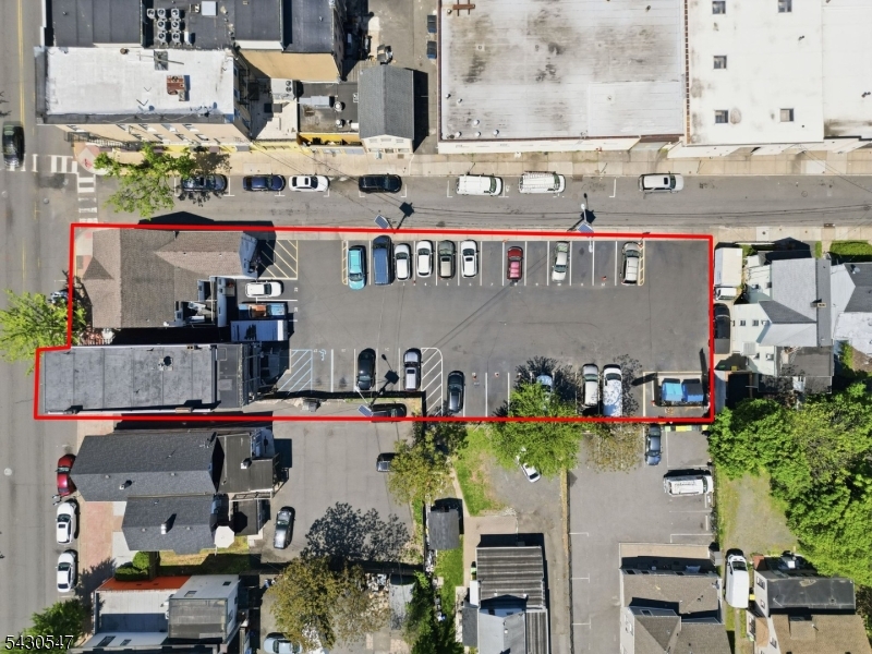 200 Somerset St Property Photo 13