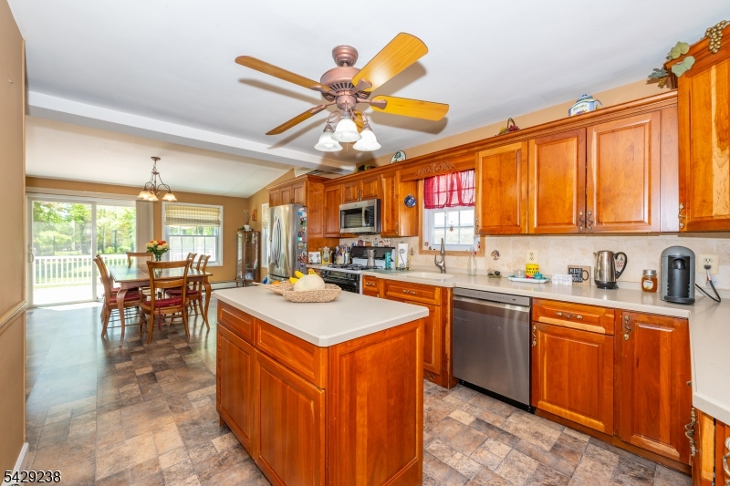 23 Frederick Pl Property Photo 10