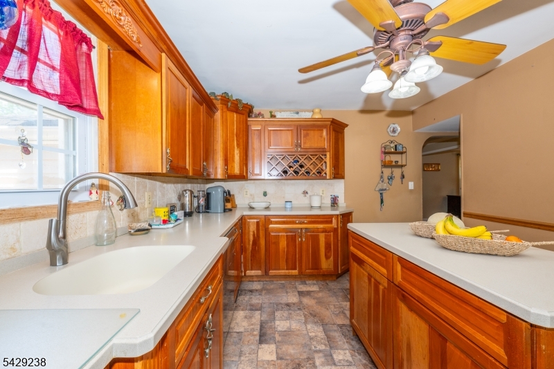 23 Frederick Pl Property Photo 11
