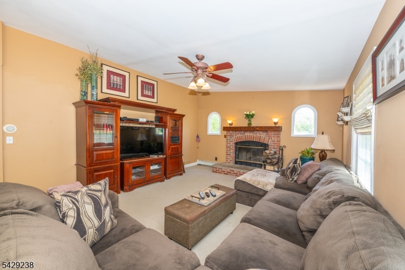 23 Frederick Pl Property Photo 15