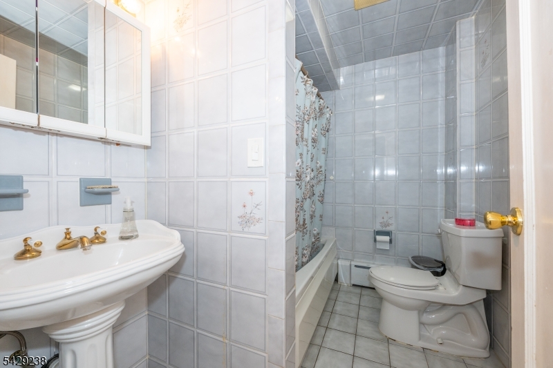 23 Frederick Pl Property Photo 26