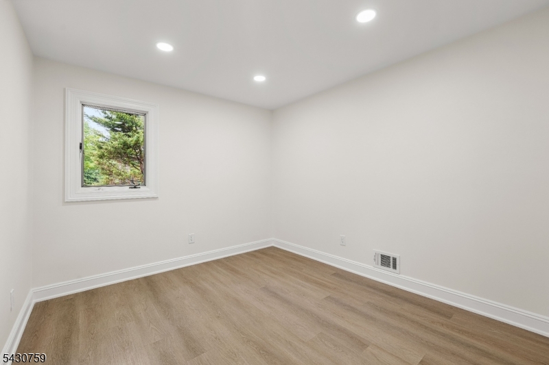 34 Miller Rd Property Photo 16