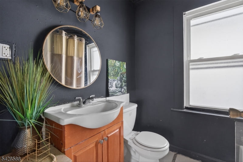 52 Clifford St Property Photo 12