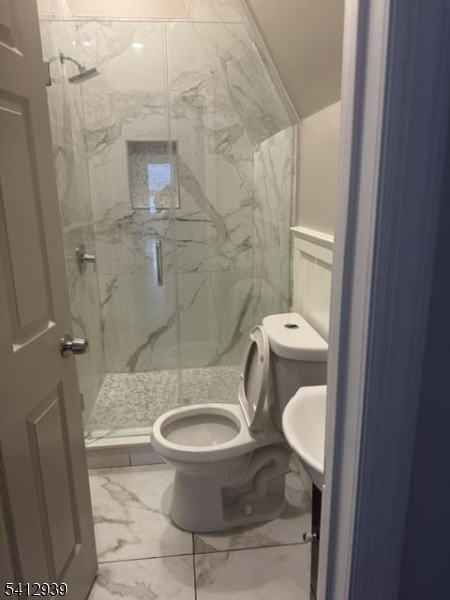 63 Beverly St 2 Property Photo 4