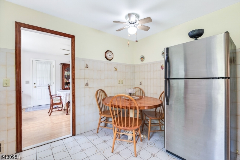 40 Grove St Property Photo 15