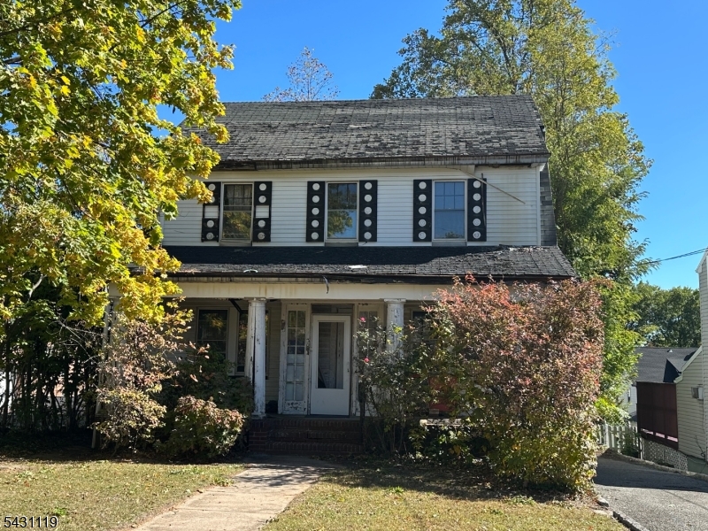 30 Walnut Ave Property Photo 1