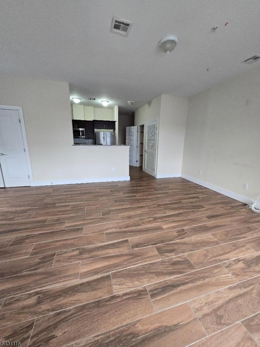 1225 Stuyvesant Ave Property Photo 2