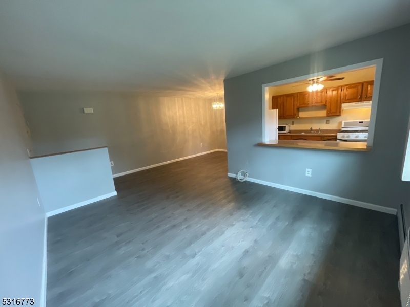 47 Hinchman Ave 1c Property Photo 4
