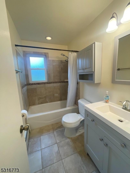47 Hinchman Ave 1c Property Photo 8