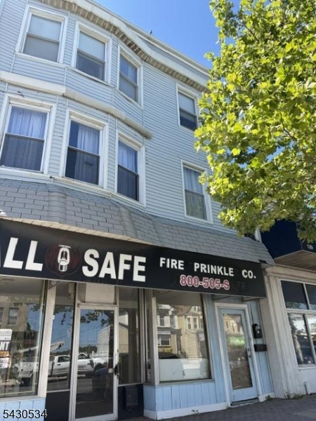 125 Washington Ave Property Photo 1