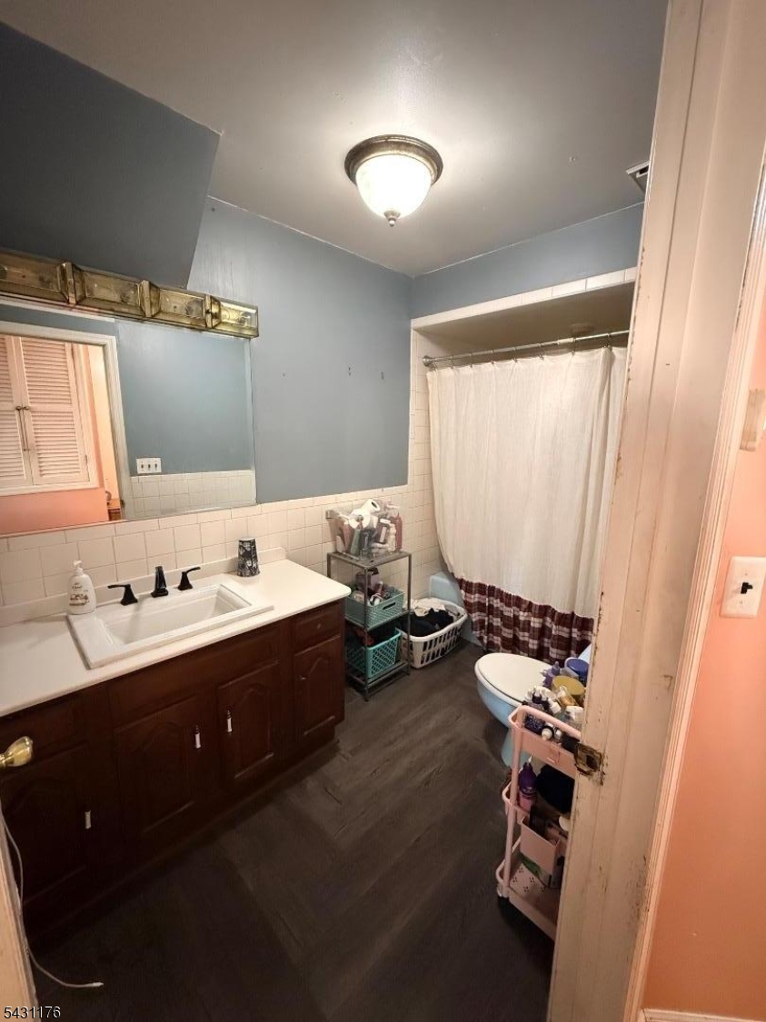 33 Park Dr Property Photo 9
