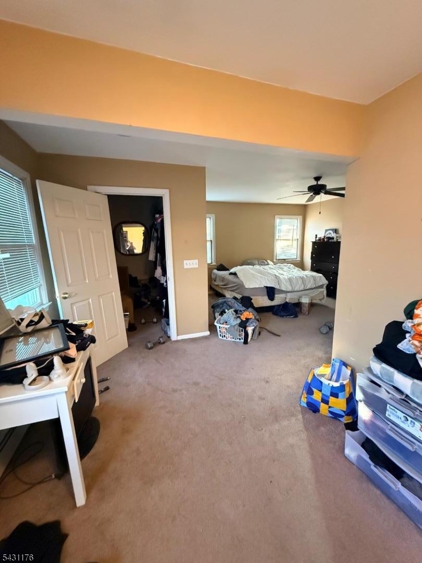 33 Park Dr Property Photo 12