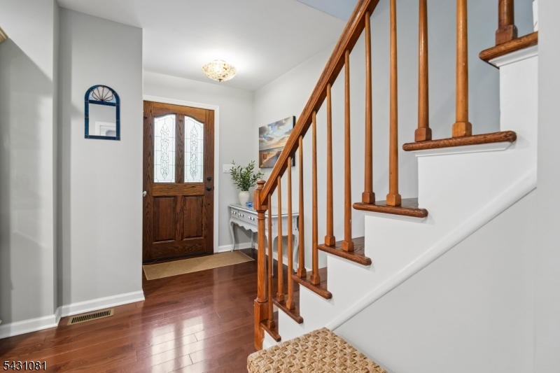 65 Coddington Dr Property Photo 2