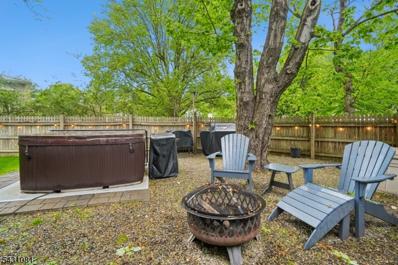 65 Coddington Dr Property Photo 29