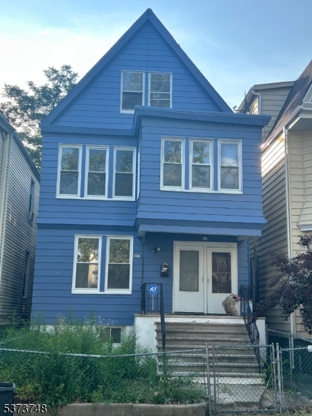 491 Norwood St Property Photo 1