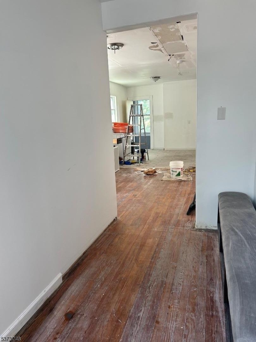 491 Norwood St Property Photo 15