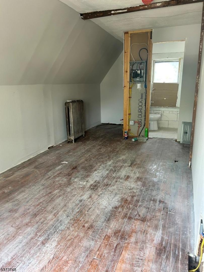 491 Norwood St Property Photo 16