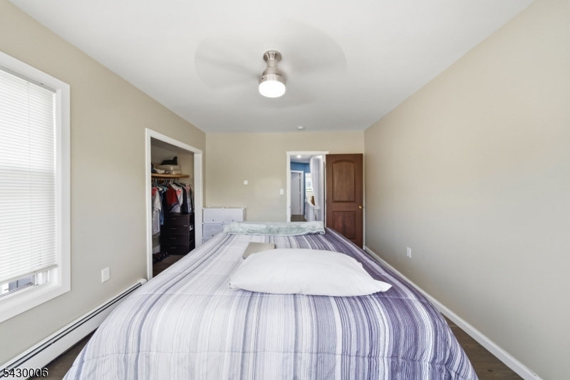 82 Pequannock St Property Photo 11