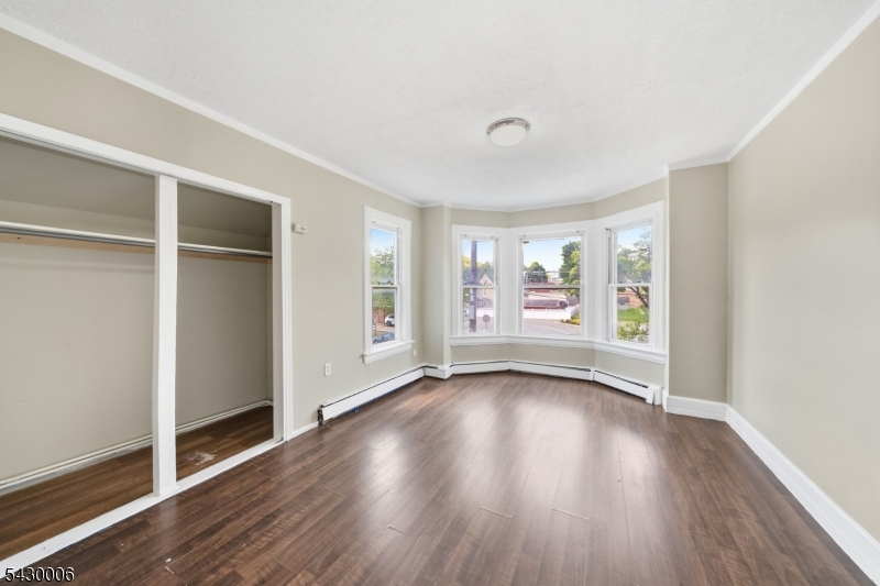 82 Pequannock St Property Photo 34