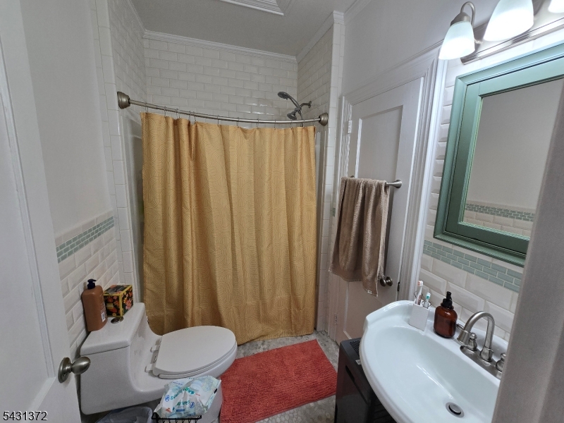75 Main St Property Photo 12
