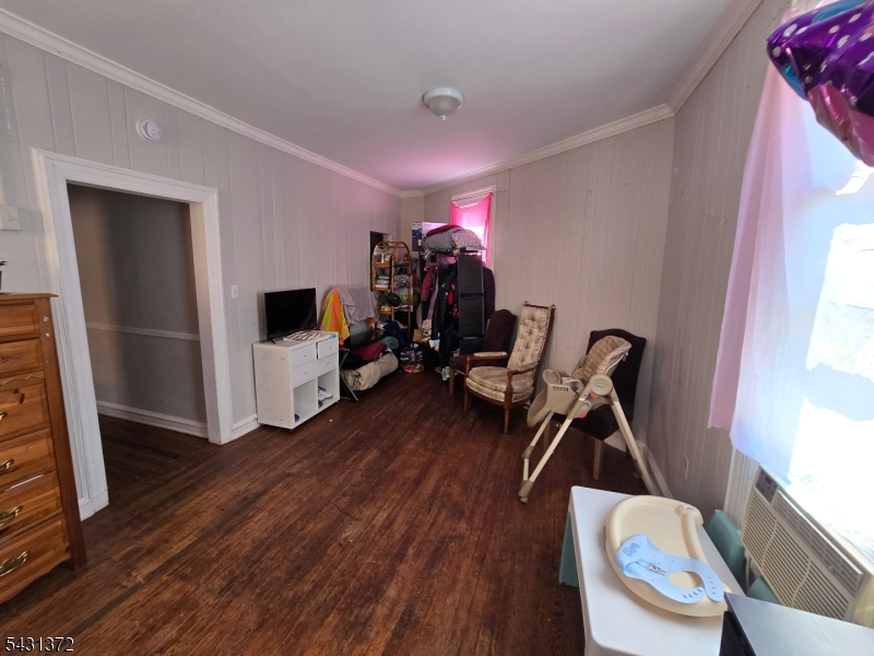 75 Main St Property Photo 16