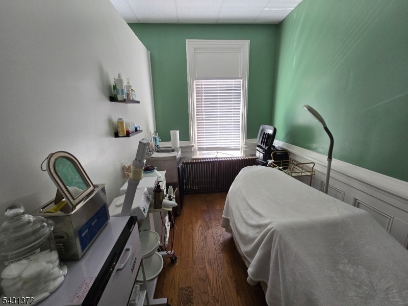 75 Main St Property Photo 25