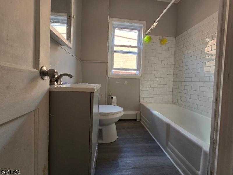 75 Main St Property Photo 16