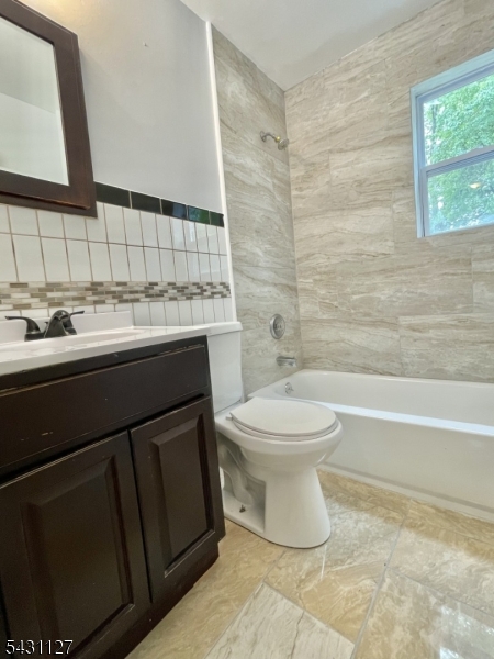 544 Mountain Ave Property Photo 16