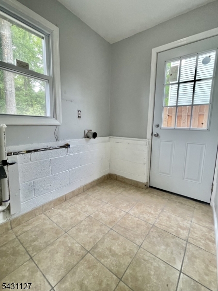 544 Mountain Ave Property Photo 38