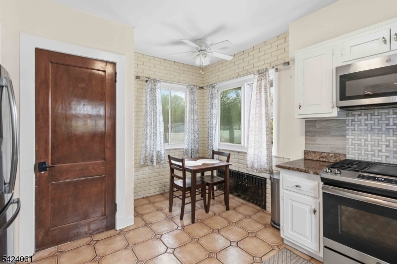 103 3rd Ave Property Photo 19