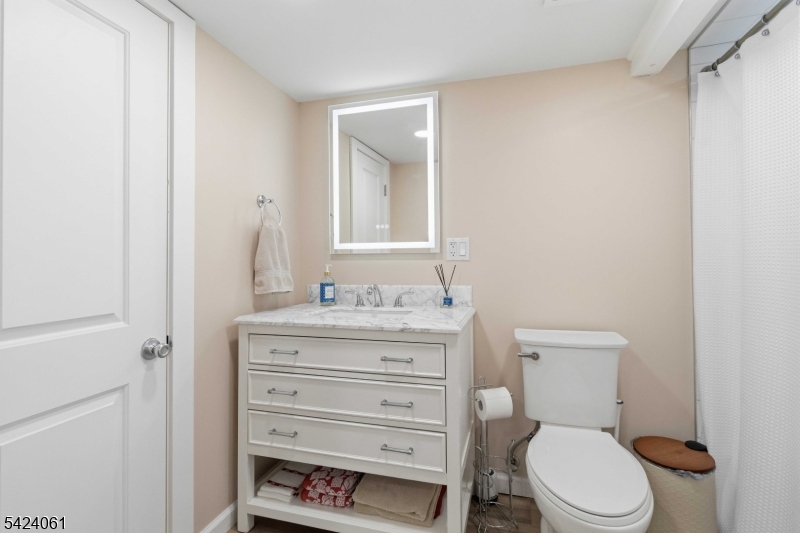 103 3rd Ave Property Photo 33