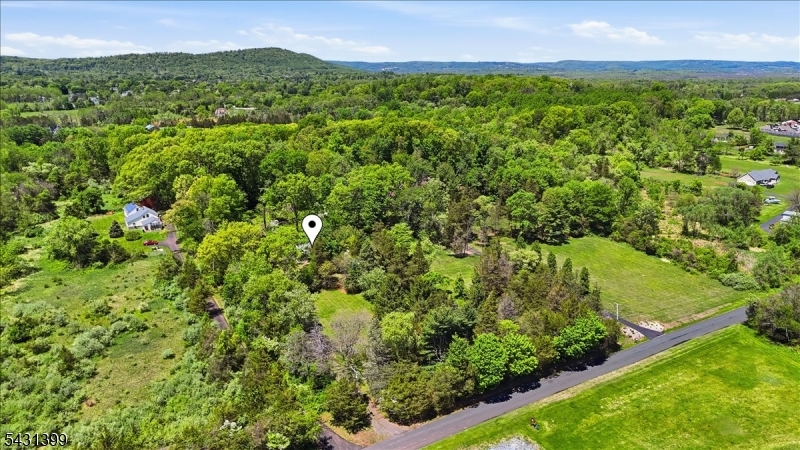 9 Roosevelt Rd Property Photo 29