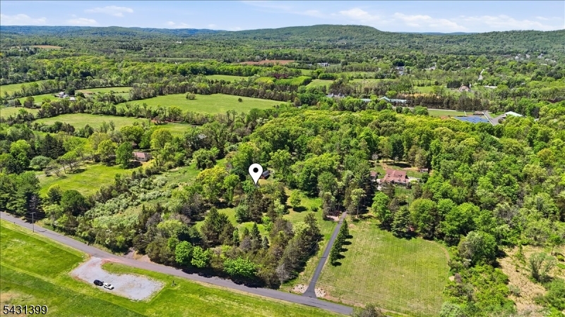 9 Roosevelt Rd Property Photo 30