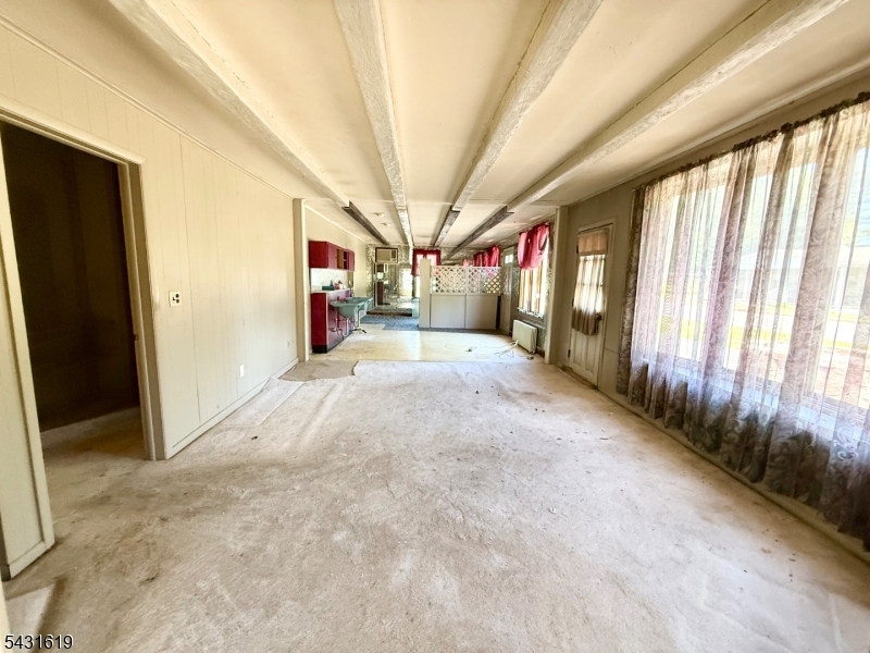 172 Sparta Ave Property Photo 16
