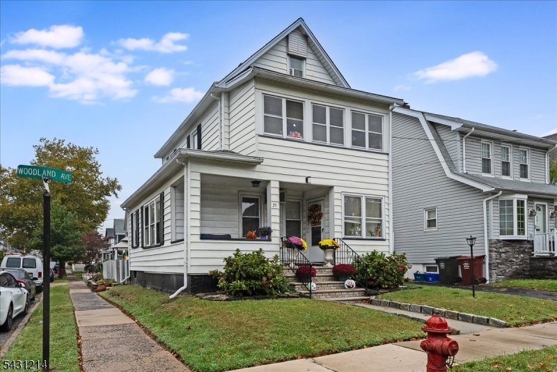 25 Woodland Ave Property Photo 2
