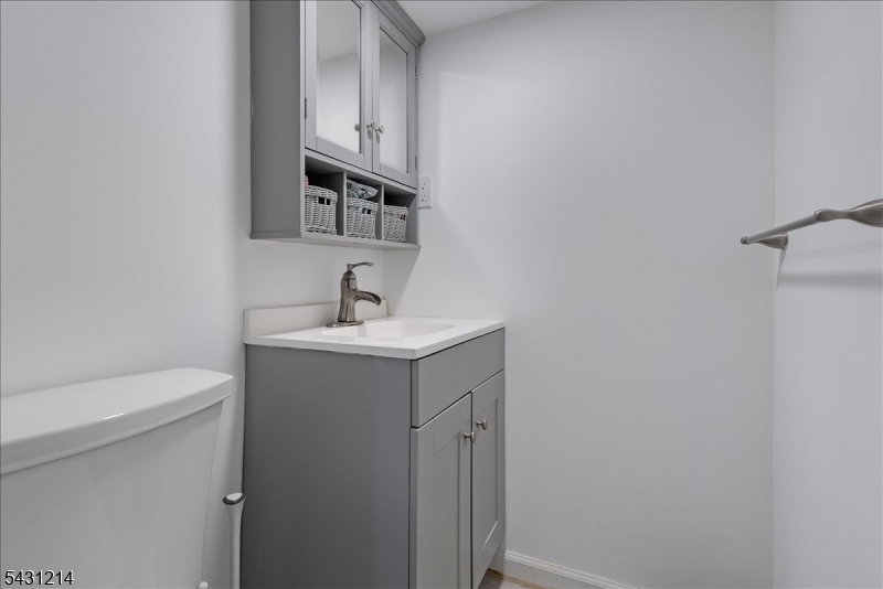 25 Woodland Ave Property Photo 25