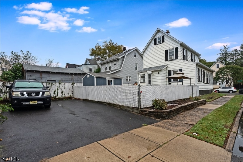 25 Woodland Ave Property Photo 28
