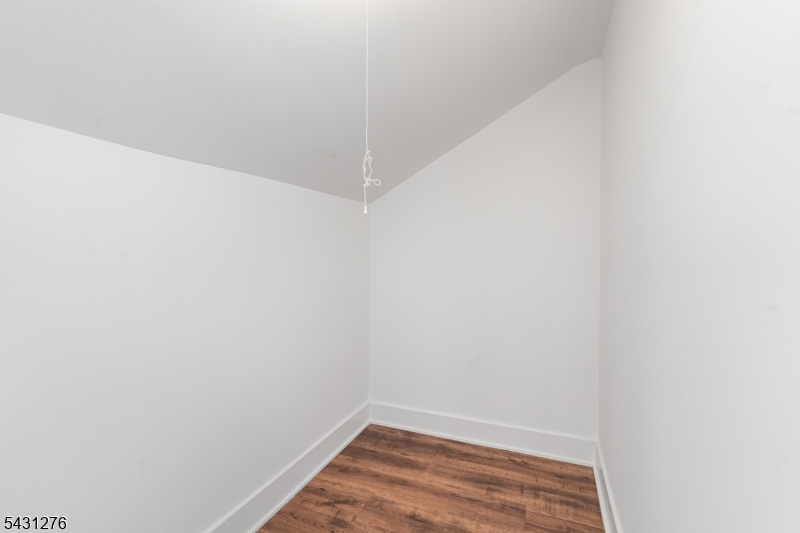 11 Dunkerly St Property Photo 29