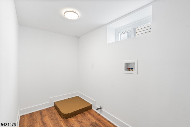 11 Dunkerly St Property Photo 34