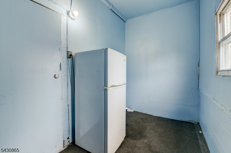 442 Elizabeth Ave Property Photo 15