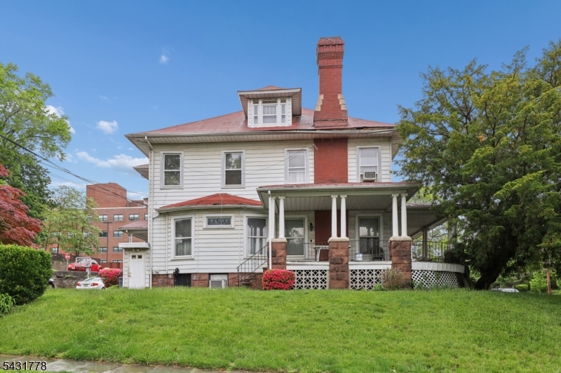 141 Aycrigg Ave Property Photo 3