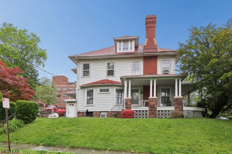 141 Aycrigg Ave Property Photo 4