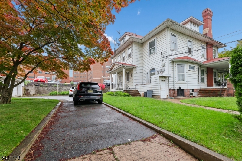 141 Aycrigg Ave Property Photo 5