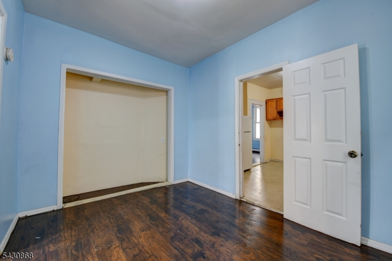 442 Elizabeth Ave Property Photo 9