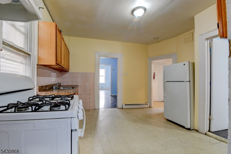 442 Elizabeth Ave Property Photo 13